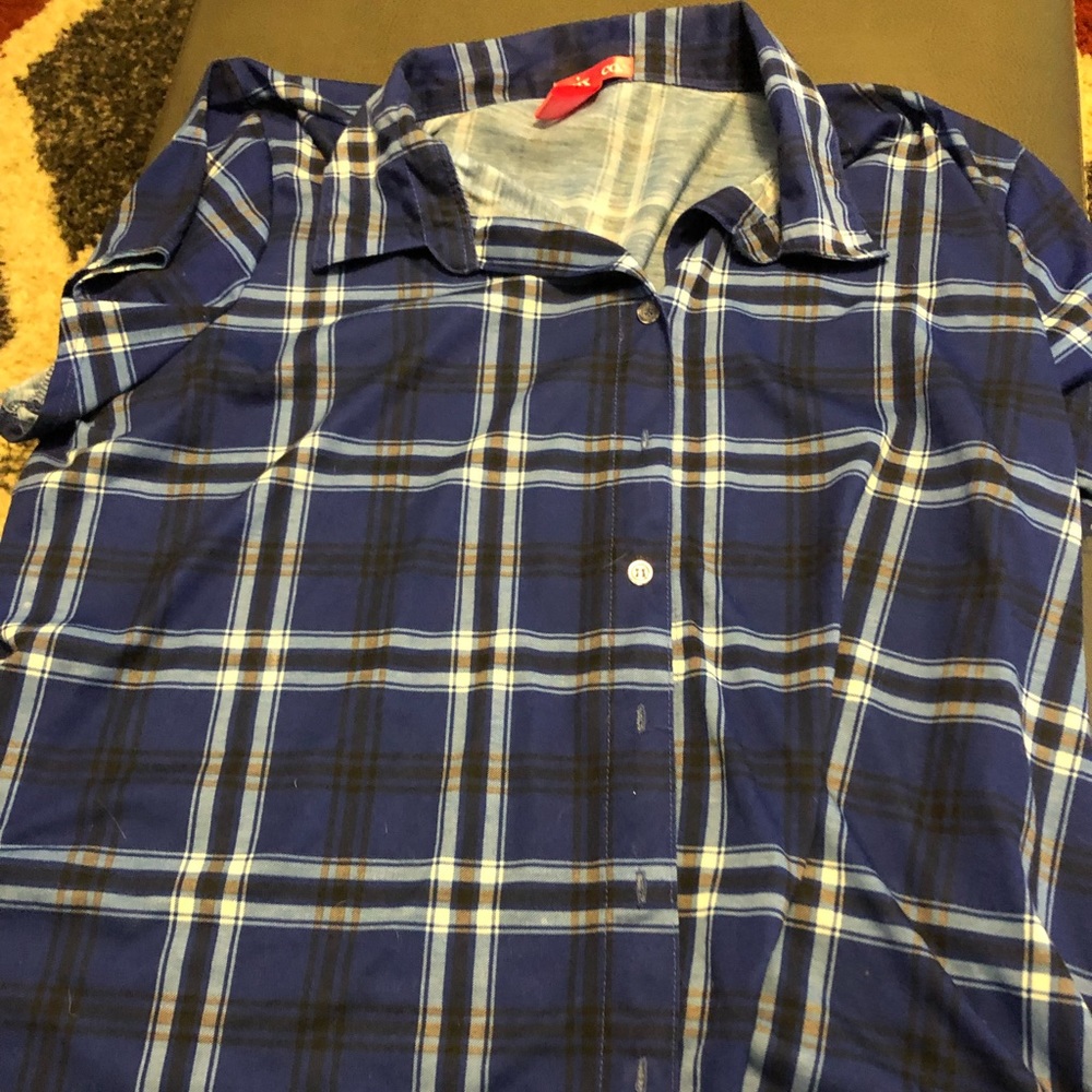 Short sleeved button up shirt